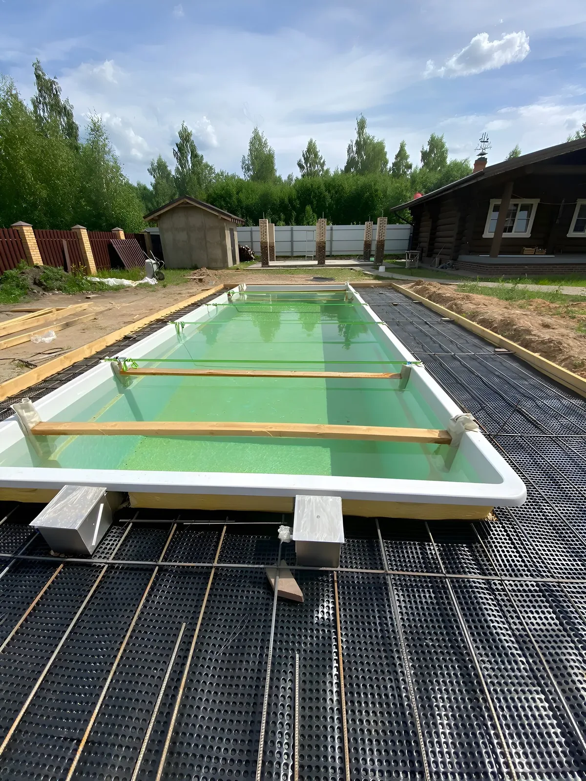 Laguna 9 — вечернее освещение в Тобольске